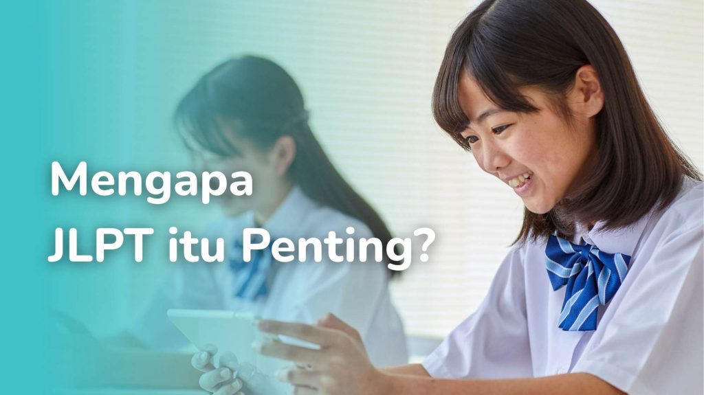 dua orang wanita jepang sedang sibuk membaca